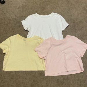 Urban Outfitters Crop T-shirts M